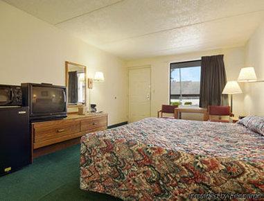 Super 8 By Wyndham Eufaula Hotell Rum bild